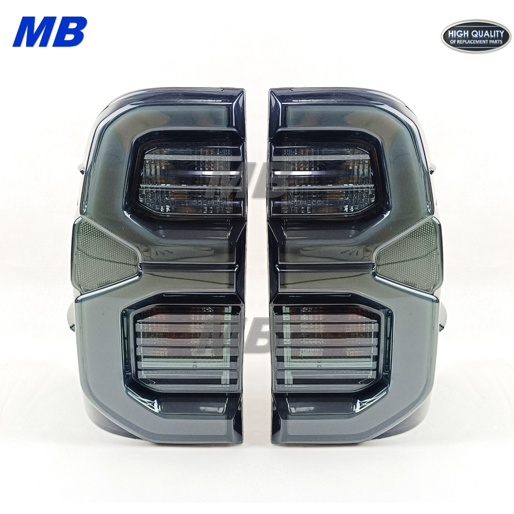 ไฟท้าย รีโว่ Revo LED เลข 3 สโมค ดำ งานดีผิวสวย แถมหลอดครบ ใส่ revoทุกรุ่น 2015 - 2024 * 1คู่ สโมค TH*