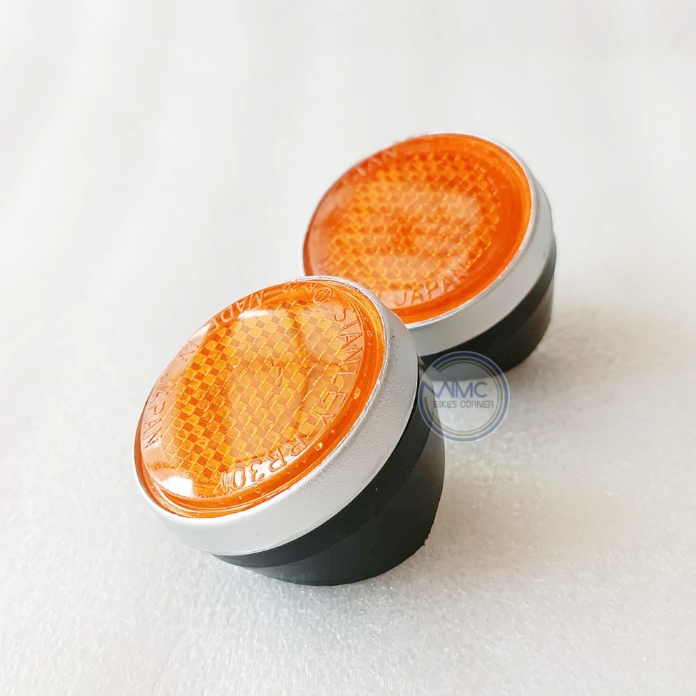 ทับทิม สะท้อนแสง ทับทิมตะเกียบหน้า สีส้ม เกลียว 6mm สำหรับ HONDA C70 CT90 CB175 SL100 SL125 งานใหม่ 