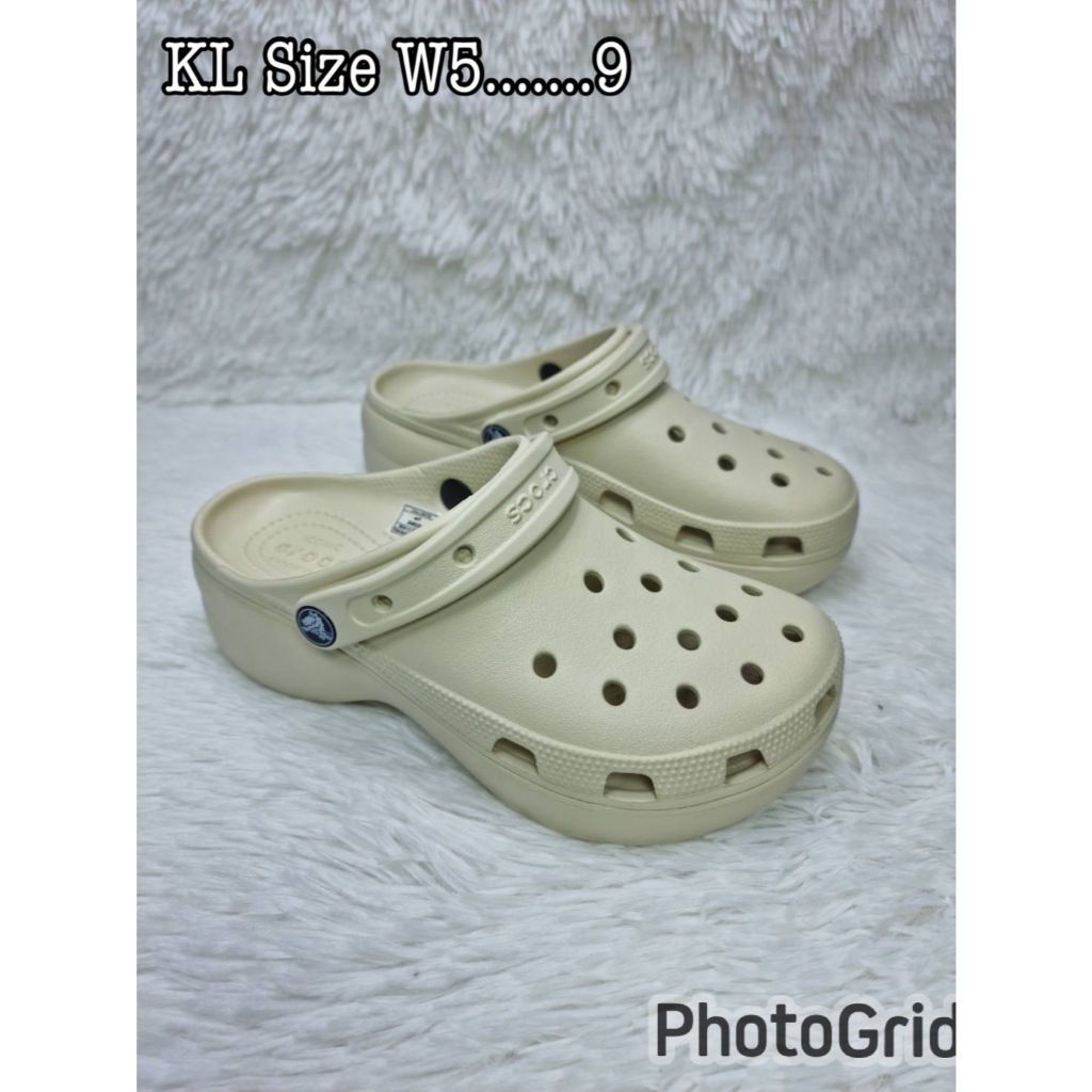 CROCS Classic Platform Clog Women's ผู้หญิงรองเท้าคู่ที่ชายหาด35-40