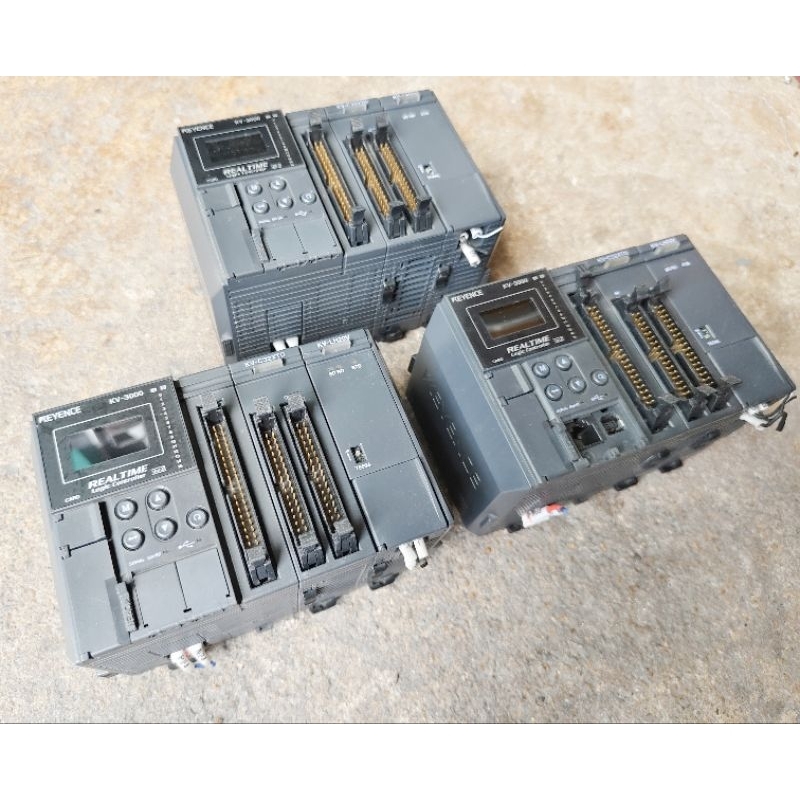 PLC KEYENCE. KV-3000 มือสอง