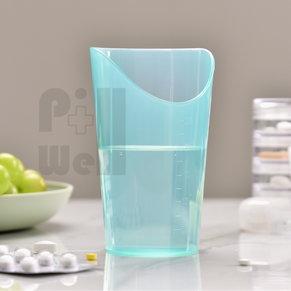 PillWell แก้วน้ำตัดขอบเว้าสำหรับช่วยดื่ม เหมาะสำหรับผู้ป่วย คนแก่ เด็ก หรือผู้ทานยายาก ไม่ต้องเงยคอ