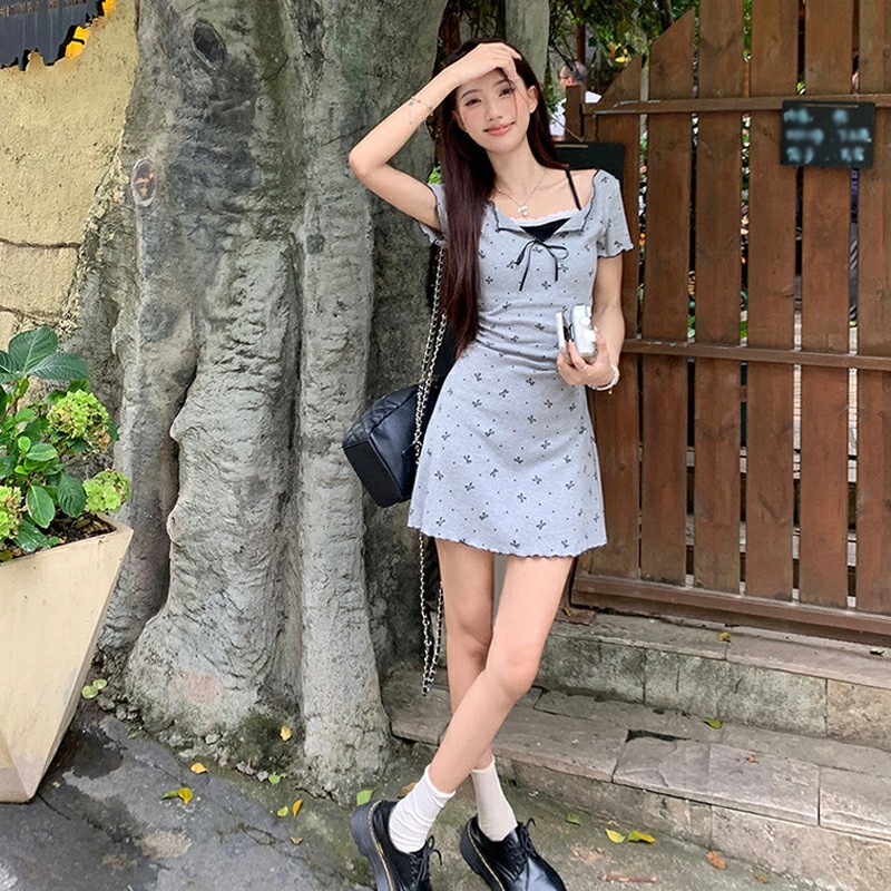 ชุดเดรสแขนสั้นพิมพ์ลายโบว์ผู้หญิงขอบลูกไม้ชุดสองชิ้นปลอมชุดเอวดึงกลับชุดยาว BF