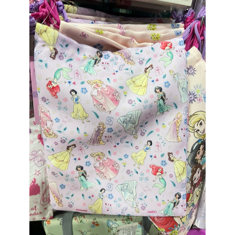 กระเป๋าถุงผ้าหูรูดลายtoy story,เจ้าหญิงดิสนี่ย์ น่ารักมากพร้อมส่ง 8ลาย