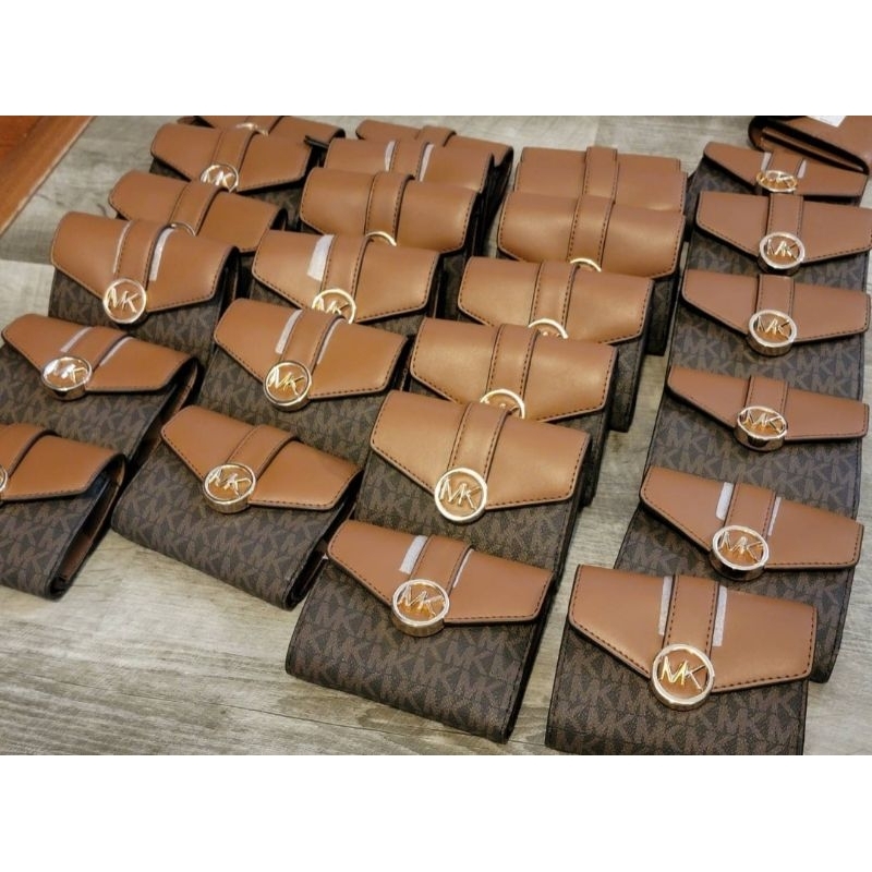 รอบถูกที่สุด กระเป๋าเงิน Michael kors wallet