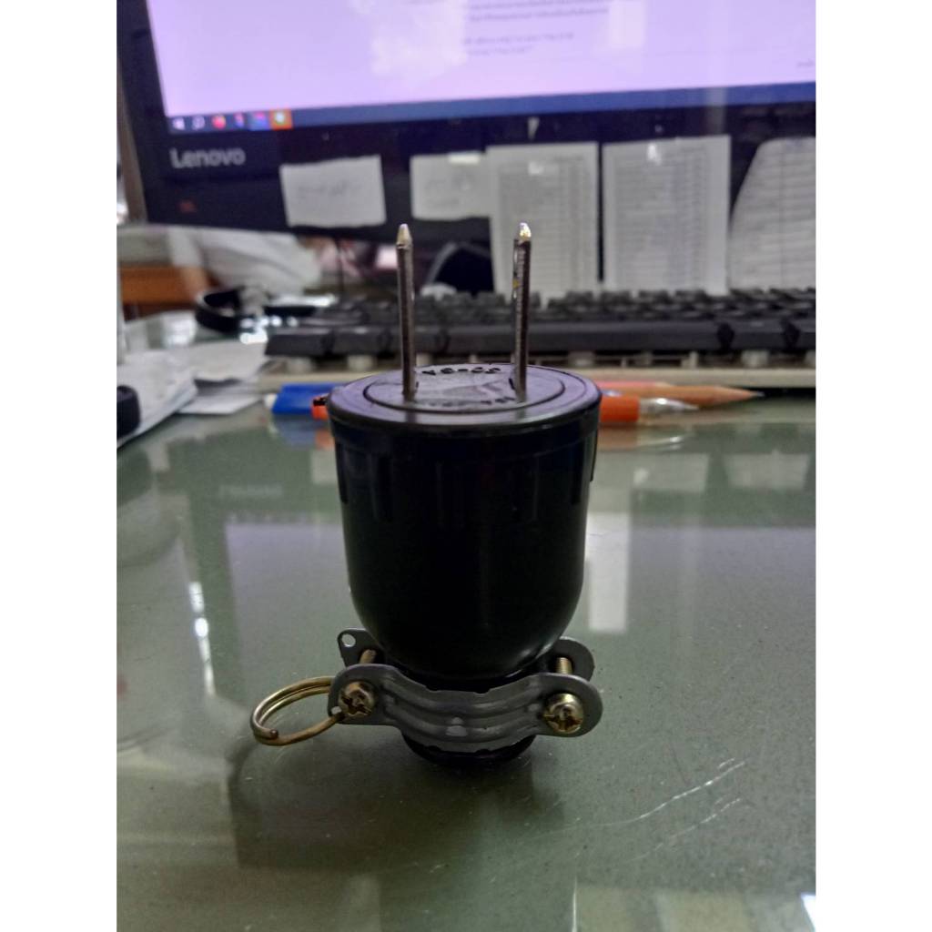 ปลั๊ก ปลั๊กยาง ตัวผู้ 2 ขา แบน ทองเหลือง 1 โหล 12 ตัว