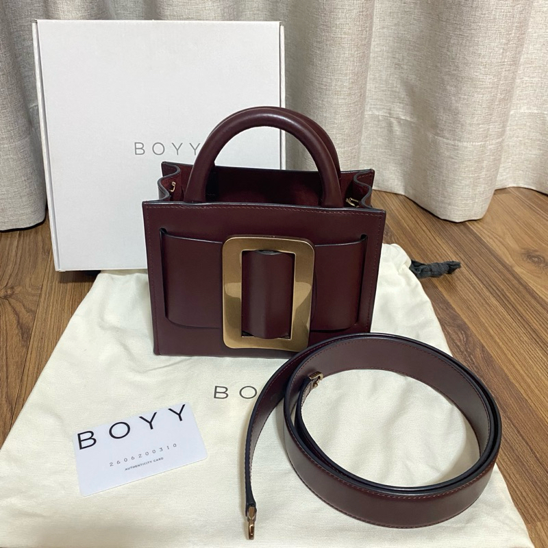 กระเป๋าสะพาย Used Boyy Bobby 18 y.20 (โอนตรงเท่านั้น)