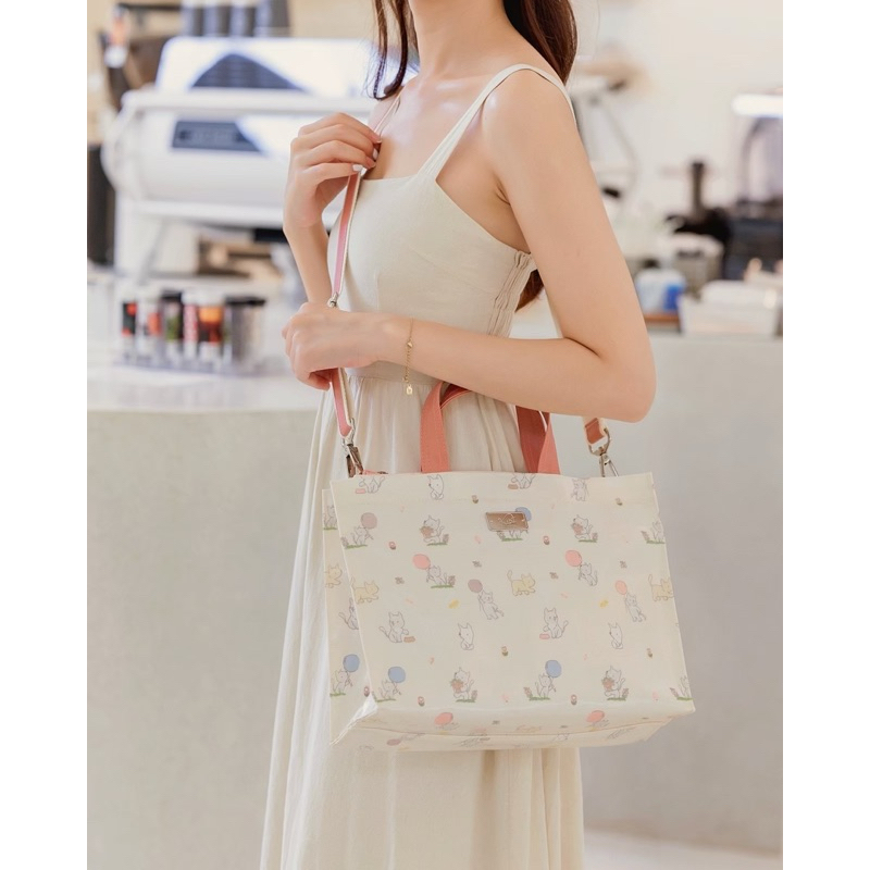 กระเป๋า Crossbody KEPT รุ่น Daily Hopping มีซิป มีสายยาวปรับได้ ใส่ipad 12.9” ใส่ Laptop 13” ใส่แฟ้ม A4 ได้ มี 6 ช่อง