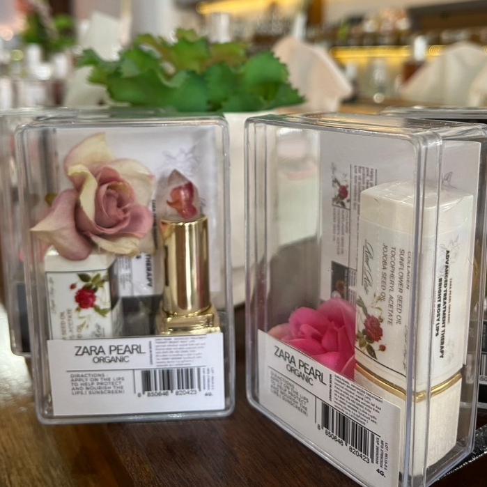 Lip ULTRA INTENSIVE THERAPY  WHITE ROSY LIPS