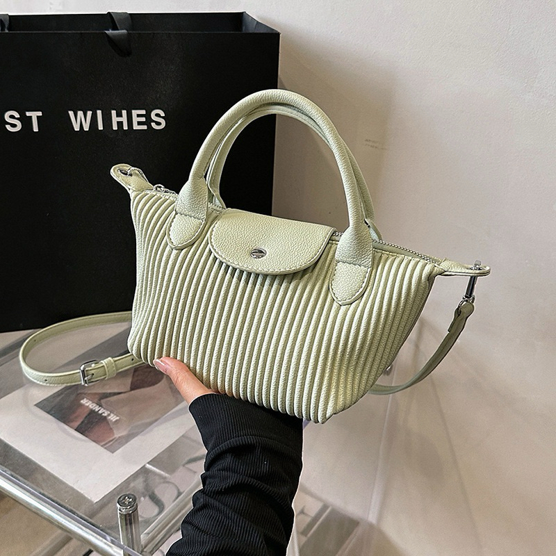 กระเป๋ารุ่น Mini Nanny bag ใบเล็ก มีสายสะพายยาว