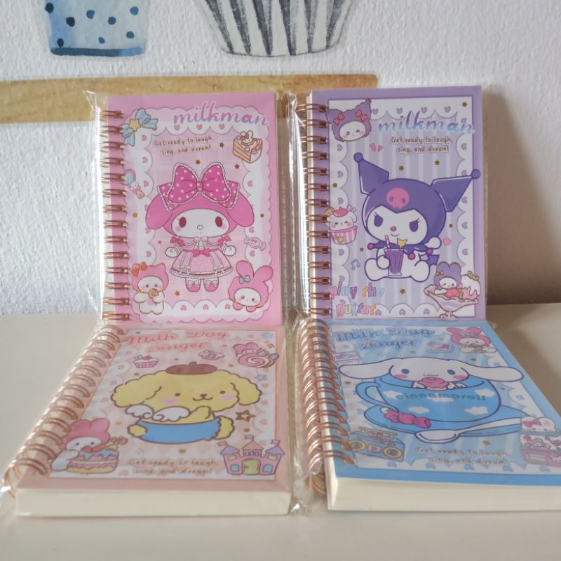 สมุดโน๊ตพกพา A6 สมุดบันทึก ไดอารี่ แบบมีเส้น ห่วงสันเล่ม ขนาดยาว 9.1*13cm.(คละลาย)เล่มล่ะ25บาท
