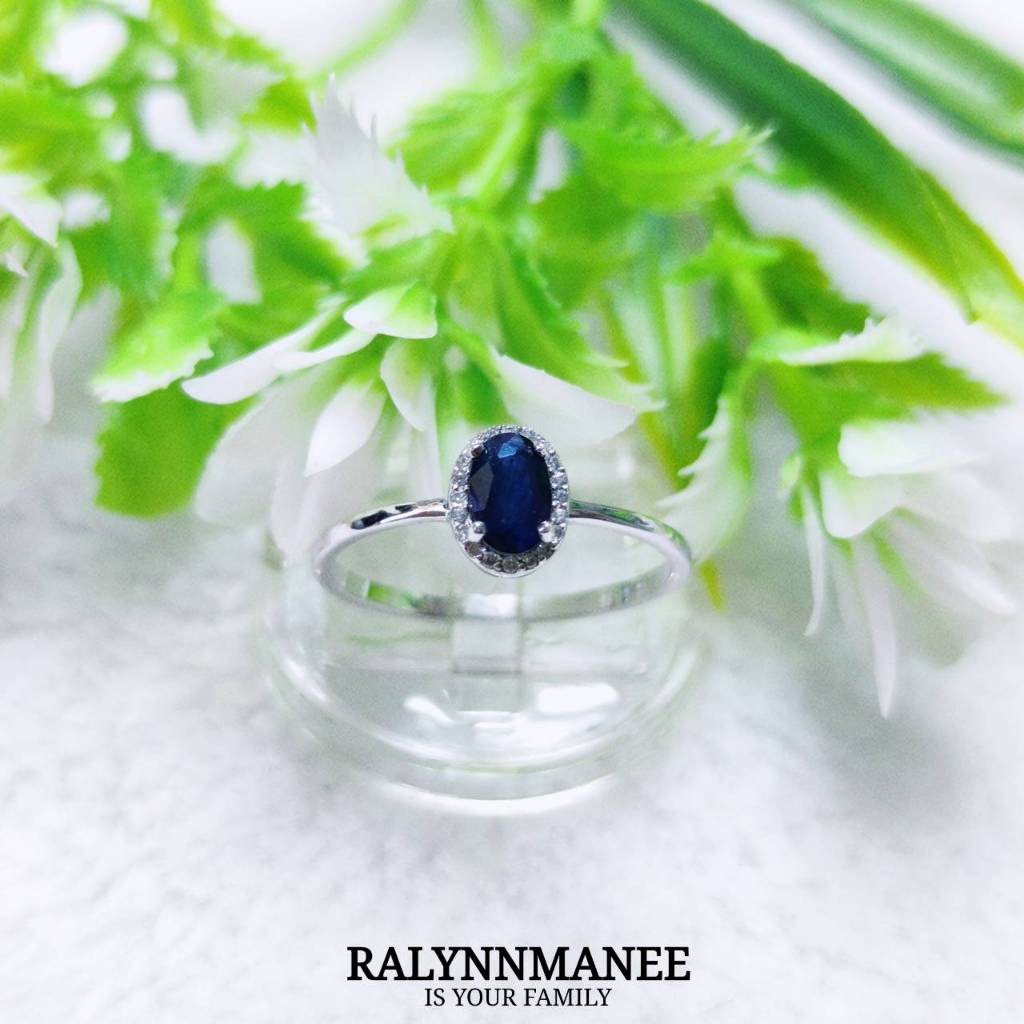 D6402 แหวนพลอยไพลินแท้(Natural Blue Sapphire)ตัวเรือนเงินแท้925ชุบทองคำขาว ไซส์50,ไซส์54,ไซส์55 แก้ไซส์ฟรี