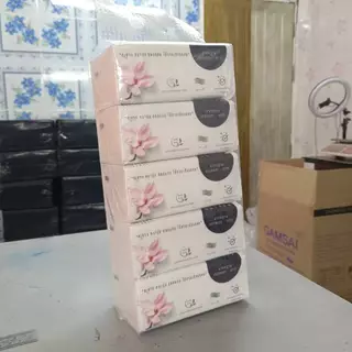 [1 หิ้ว 5 ห่อ] สินค้าผลิตไทย GAMSAI ทิชชู่ ขนาดกลาง รุ่นSoft Tender หนา 4ชั้น กระดาษเช็ดหน้า