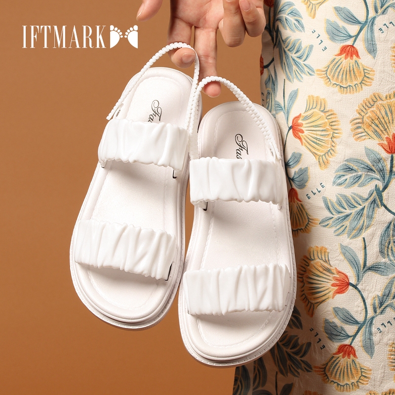IFTMARK รองเท้าแตะ  รองเท้าแตะผู้หญิง รองเท้าแตะรัดส้น หนังหย่น จับจีบ รองเท้าแฟชั่น สไตล์เกาหลี [ส่งเร็วพิเศษ]