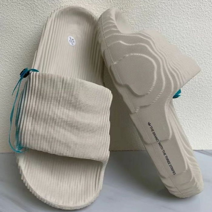 Adidas Adilette 22 รองเท้าแตะ ผิวหยาบ พื้นโลโก้ ใส่สบาย กันน้ำ