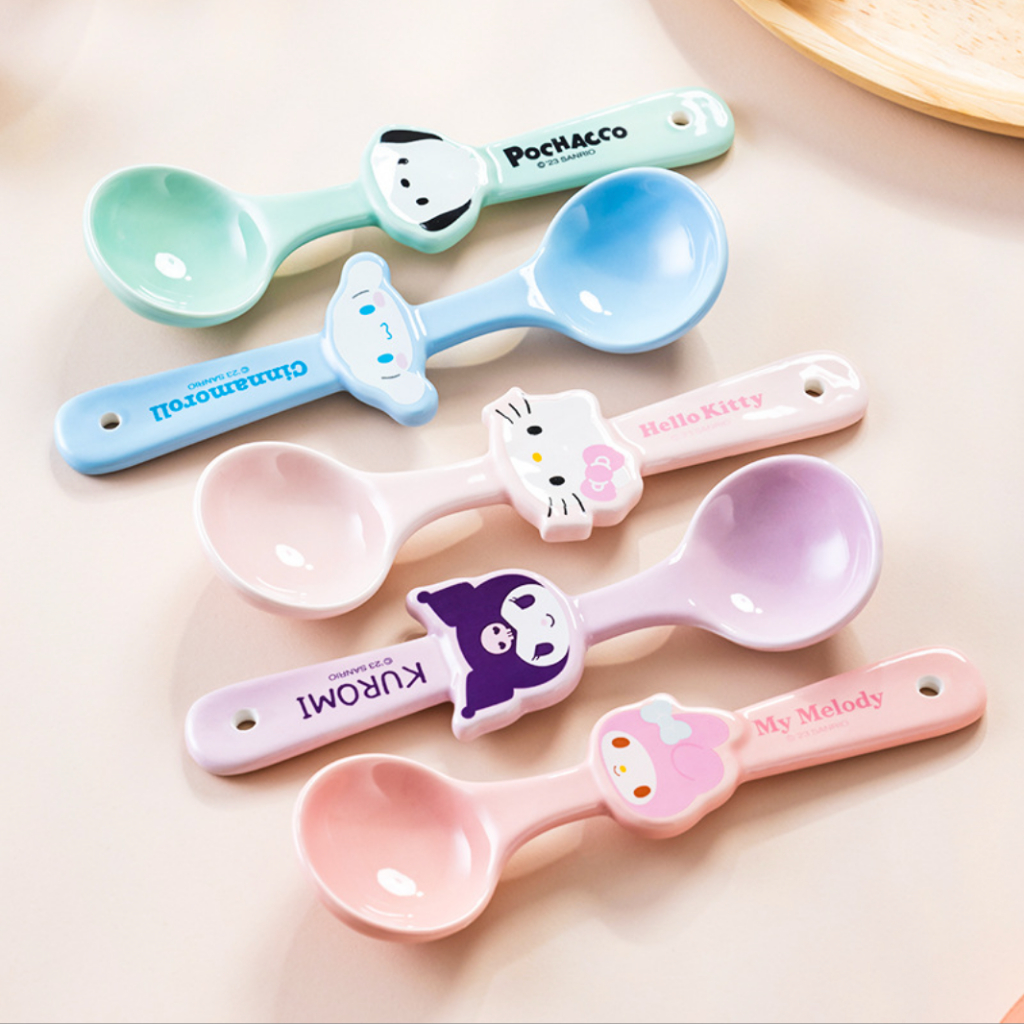 พร้อมส่ง ช้อนเซรามิค Sanrio ลิขสิทธิ์แท้ ลายการ์ตูน รูปที่ 3