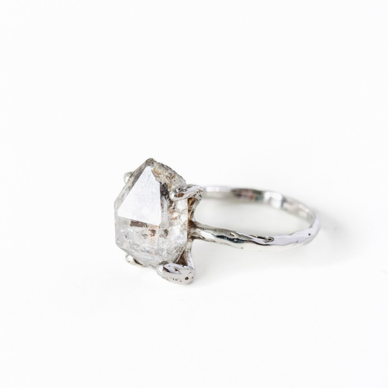 LUCY SUMMER Little queen coral พลอย Herkimer diamond แหวนเงินแท้ Silver 925