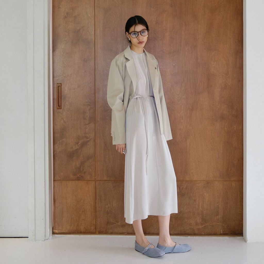 5pm.sun | old town blazer : เสื้อสูททรง oversized แพทเทิร์นเอวคอดสไตล์วินเทจ เนื้อผ้าต่างกัน :-)