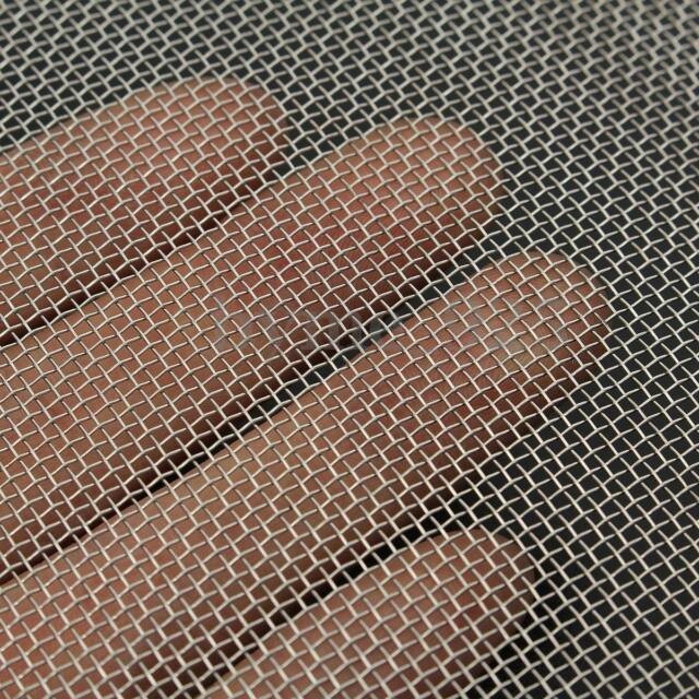 ตัดซอยเป็นแผ่นแจ้งทางแชท**20 Mesh =841 Micron แผ่นกรองสแตนเลส 304  ขนาด หน้ากว้าง 1เมตร ยาว 30ซม. 100ซม. เหมาะทำมุ้งลวด