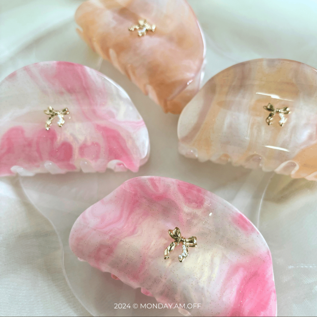 [ส่งไว!] กิ๊บเปลี่ยนสีได้ ทรงพระจันทร์ ติดโบว์ทอง หรูหรา ติดแกลม Moon Hair Claws รุ่น Moondance (8 cm) - รูปที่ 3