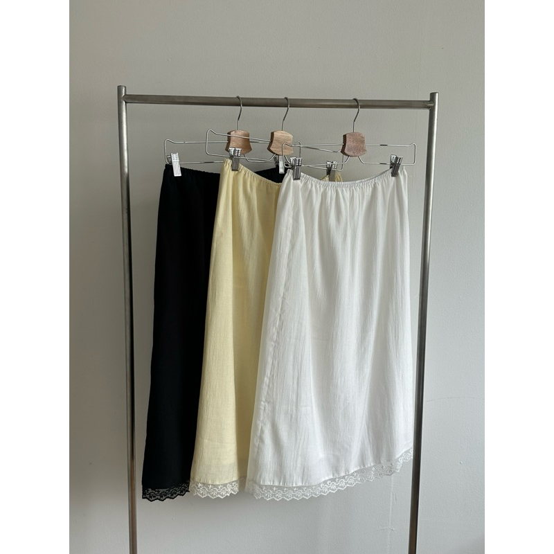 Audrey skirt made in korea something about us