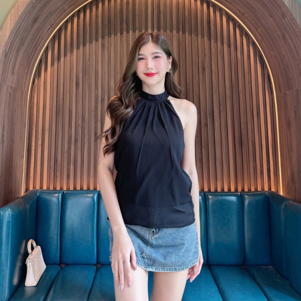พร้อมส่ง เสื้อผ้าซีฟองคล้องคอแขนกุดกระดุมหลังมีซับใน A4440