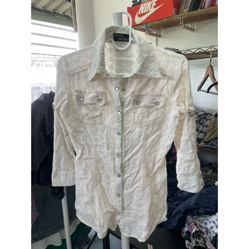 🤍Cecil Mcbee🤍 เสื้อเชิ๊ตมือสอง เสื้อเชิ๊ตงานฉลุ เสื้อเชิ๊ตตุ้ญี่ปุ่น Size:S/M