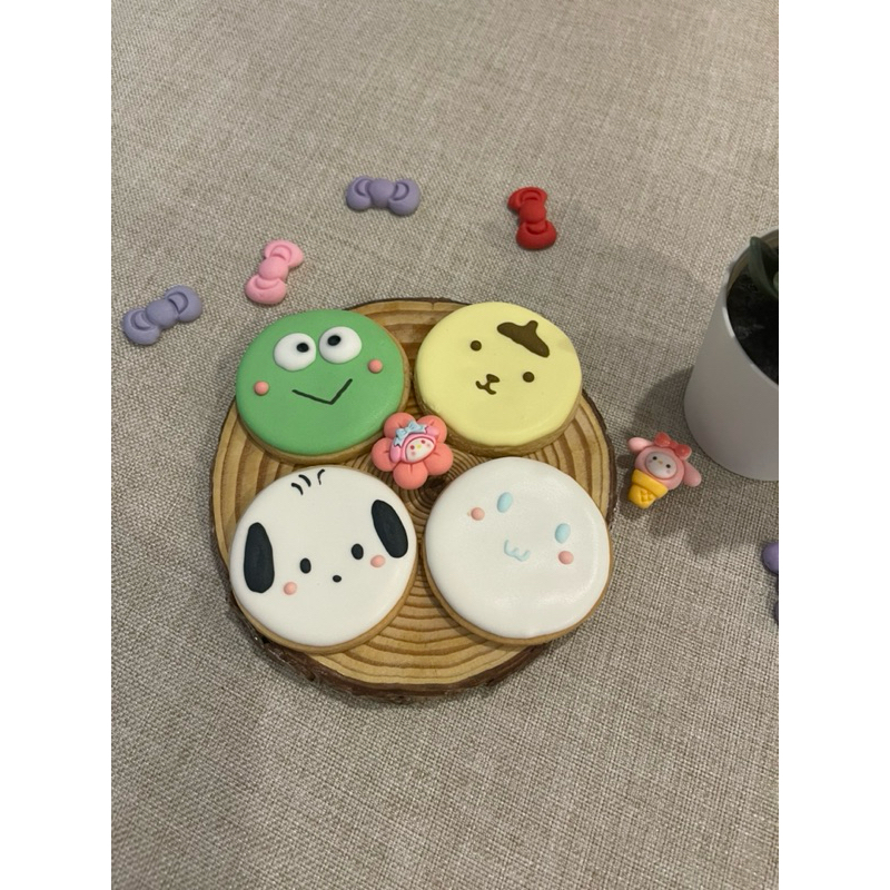คุ้กกี้ซานริโอ คุ้กกี้เนยแท้ แต่งหน้า Pochacco pompom kero คุ้กกี้น้ำตาล คุ้กกี้น้ำตาลไอซิ่ง คุ้กกี้รอยัลไอซิ่ง เลือกได้