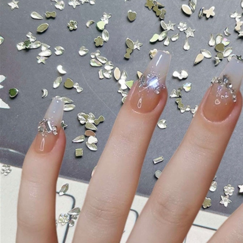 AC.372 ร้านไทย 🇹🇭🇹🇭🇹🇭 แพ็ค 20 ชิ้น เพชรจิ๋วแต่งเล็บสีขาว ตกแต่งเล็บได้สวยดูแพง ขนาดกำลังดี 🇹🇭🇹🇭🇹🇭พร้อมส่ง