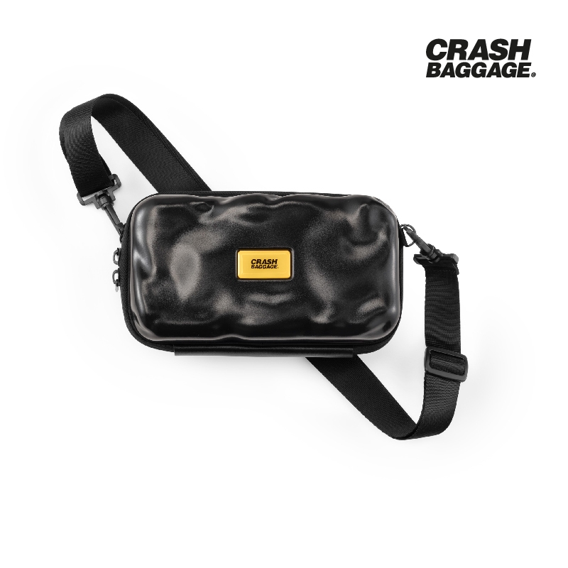 CRASH BAGGAGE กระเป๋าสะพายข้าง รุ่น MINI ICON สีดำ