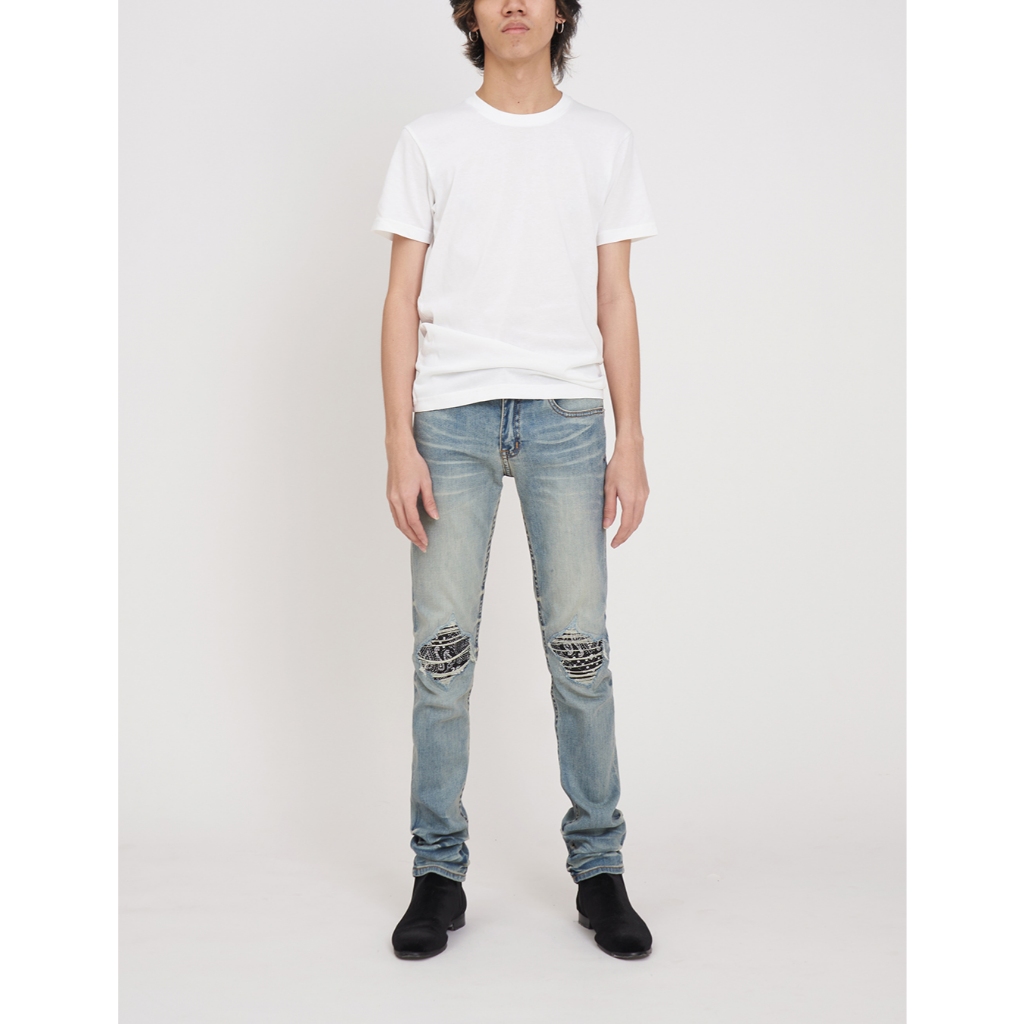 Bad example "BandanaTH"(กางเกงยีนส์ฟอกเฉดสนิม แพชเข่าลายบันดานาไทย)