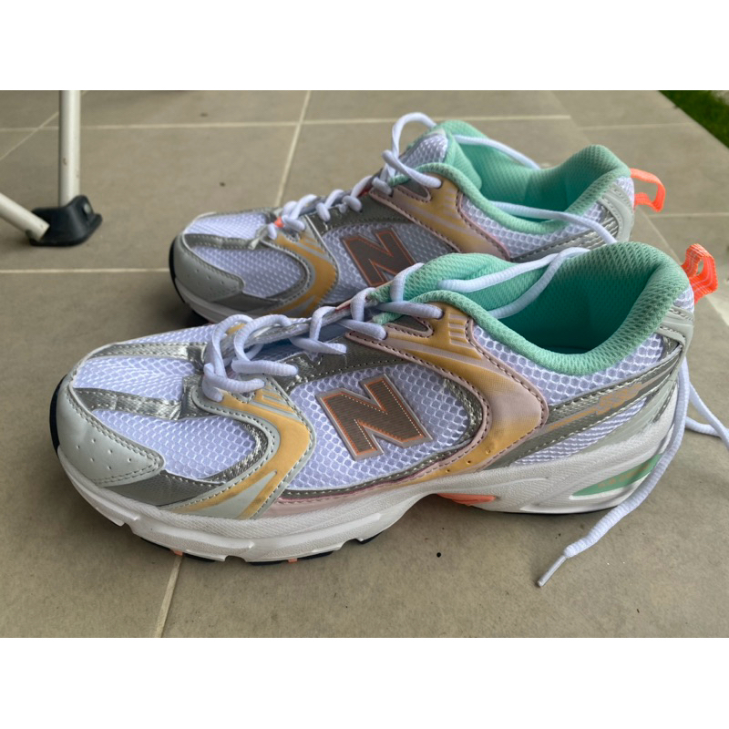 ส่งต่อรองเท้า new balance 530 มือสอง