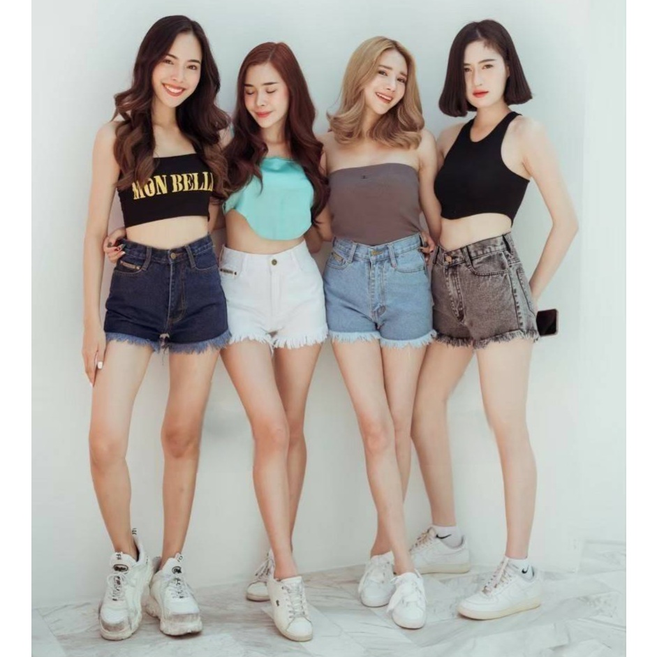 กางเกงยีนส์ขาสั้น เอวสูง แต่งปลายขาปล่อยรุ่ย ผ้าไม่ยืด ทรงสวยสุดเก๋