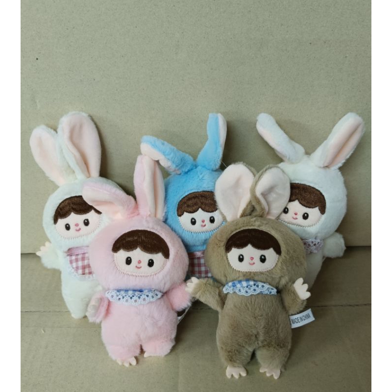 พวงกุญแจน่ารักๆขนนุ่มๆมีหลายสีให้เลือกสะสม