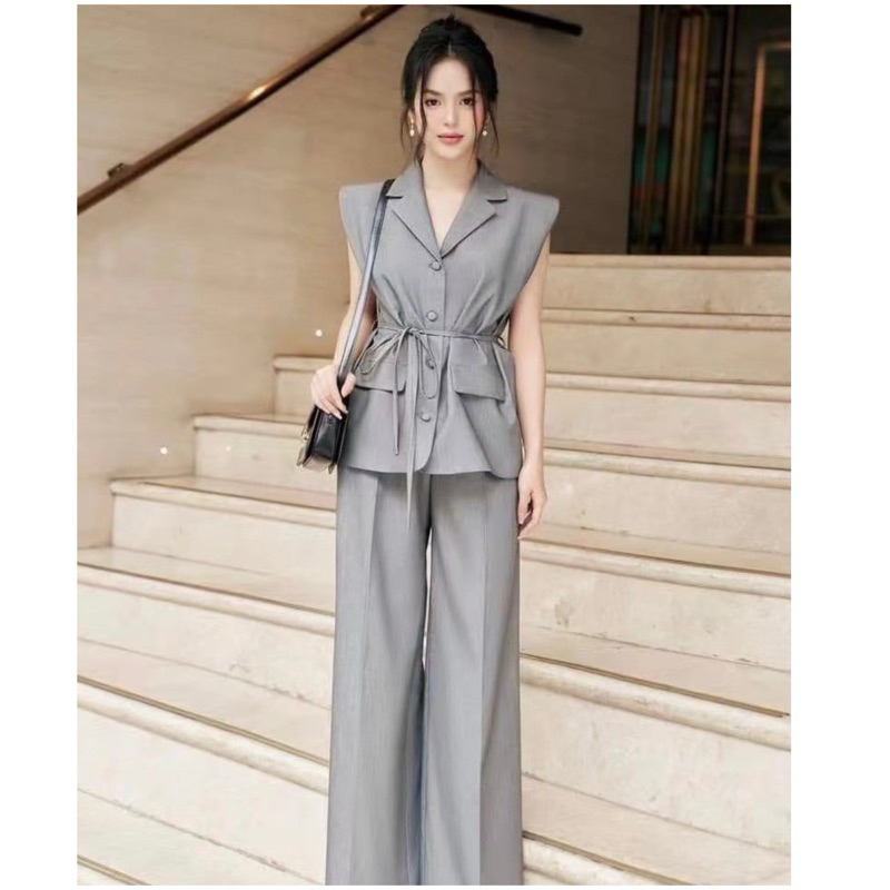 [LISA] A0439 ชุดเซตสูทเสื้อคอปกแขนกุดสายผูกกระเป๋าหน้ากางเกงขายาว ทรงสวยเรียบหรู ใส่ไปคาเฟ่ เที่ยว ทำงาน ออกงาน