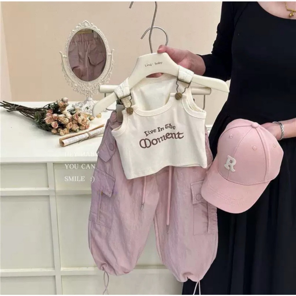 สินค้าพร้อมส่ง ชุดเซ็ทสายเดี่ยวกางเกงคาโก้ งานลูกสาวสไตล์สปอร์ตสุดเก๋ ใส่เที่ยวเท่ๆ หวานๆ น่ารักมาก รหัสB04