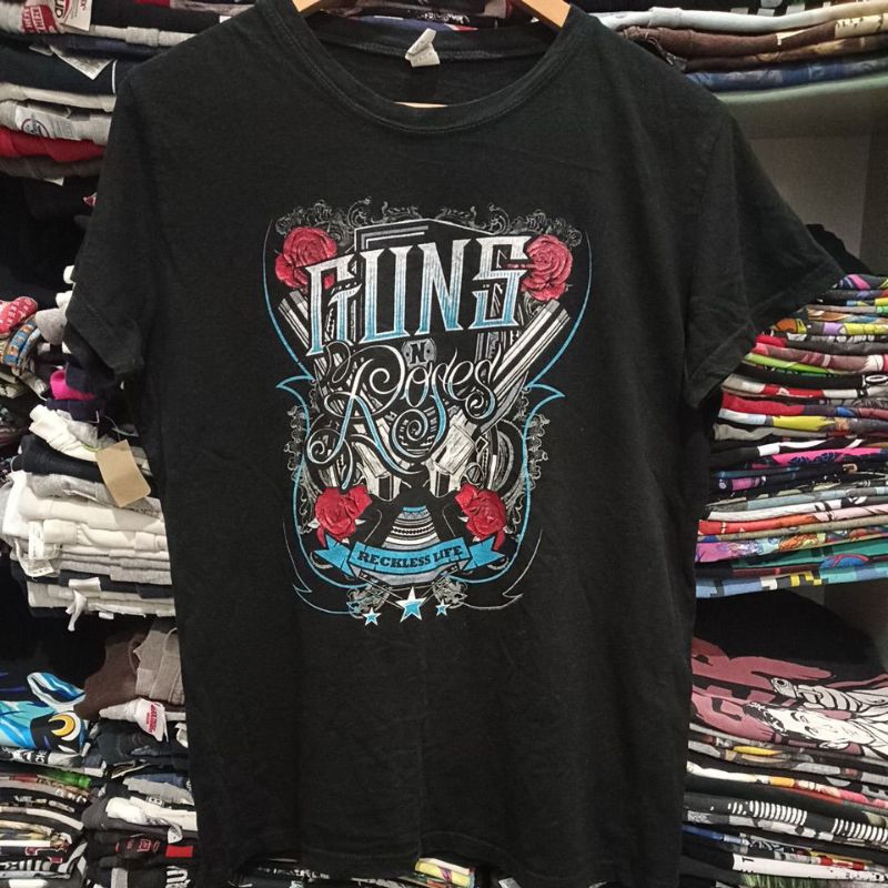 เสื้อยืดมือสอง ต่างประเทศ เสื้อวง Guns N Roses Size M.ได้ อก20/ยาว27