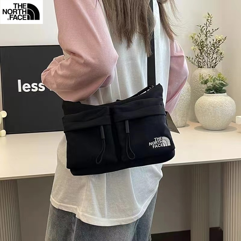 NF กระเป๋าสะพายข้างใบเล็ก