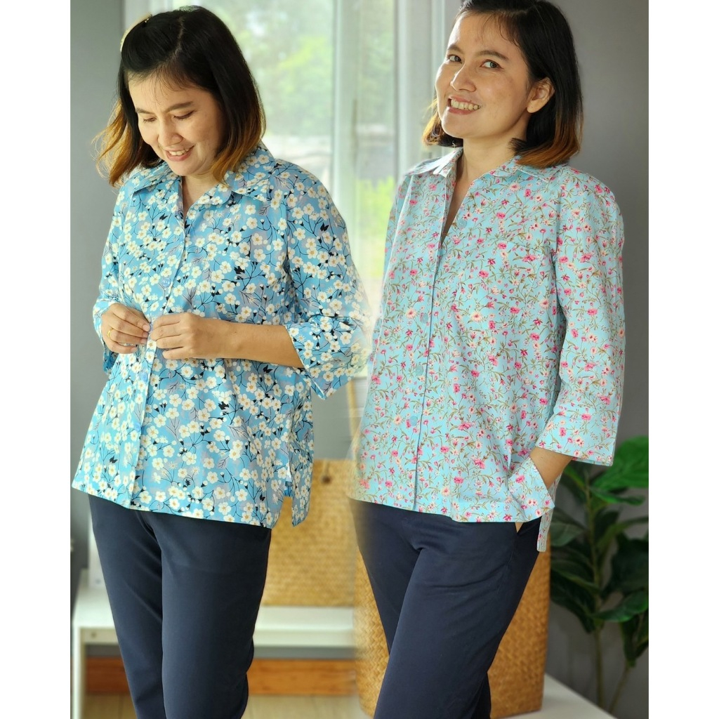 Tissara เสื้อเชิ๊ตแขนสามส่วน ทรงเอวตรง ผ่าข้าง มีกระเป๋าหน้าอก ผ้าคอตตอน 100 % โทนสีฟ้า ใส่วันแม่ ใส่ได้ทุกโอกาส