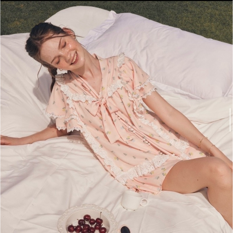 Lamignonne new in pack