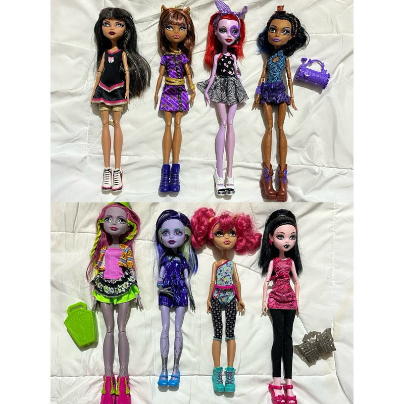 *used* Monster High dolls ตุ๊กตามอนสเตอร์ไฮมือสอง 🎀🕕