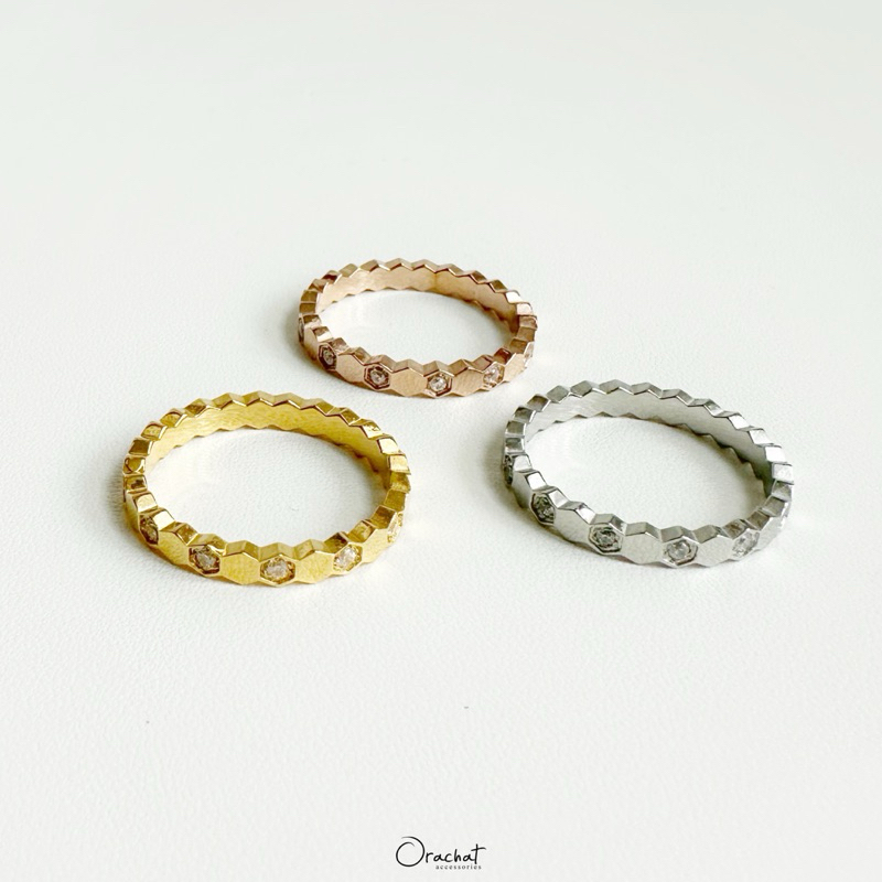 Orachat | Honeycomb 14k ring. (แหวนตัวเรือนสแตนเลส)