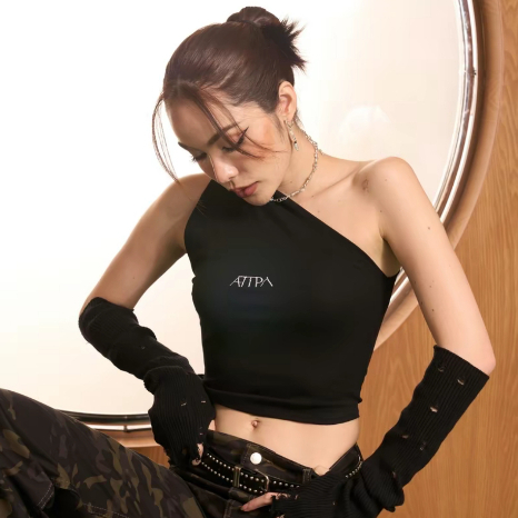 Atipashop - CORBIN TOP เสื้อปาดไหล่ ปักโลโก้ มีหลายสีให้เลือก