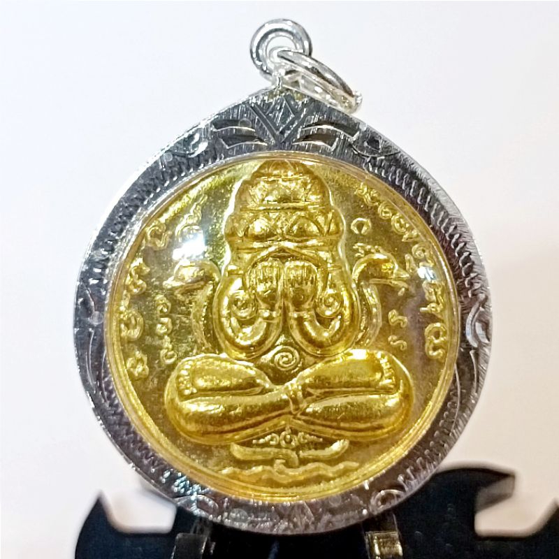 K900 พระปิดตา พังพระกาฬ รุ่นแรก ปี 2530 เนื้อทอง หลักเมือง พุทธาคม วัดเขาอ้อ จ.พัทลุง กรอบทองไมครอน แคล้วคลาด มีโชค