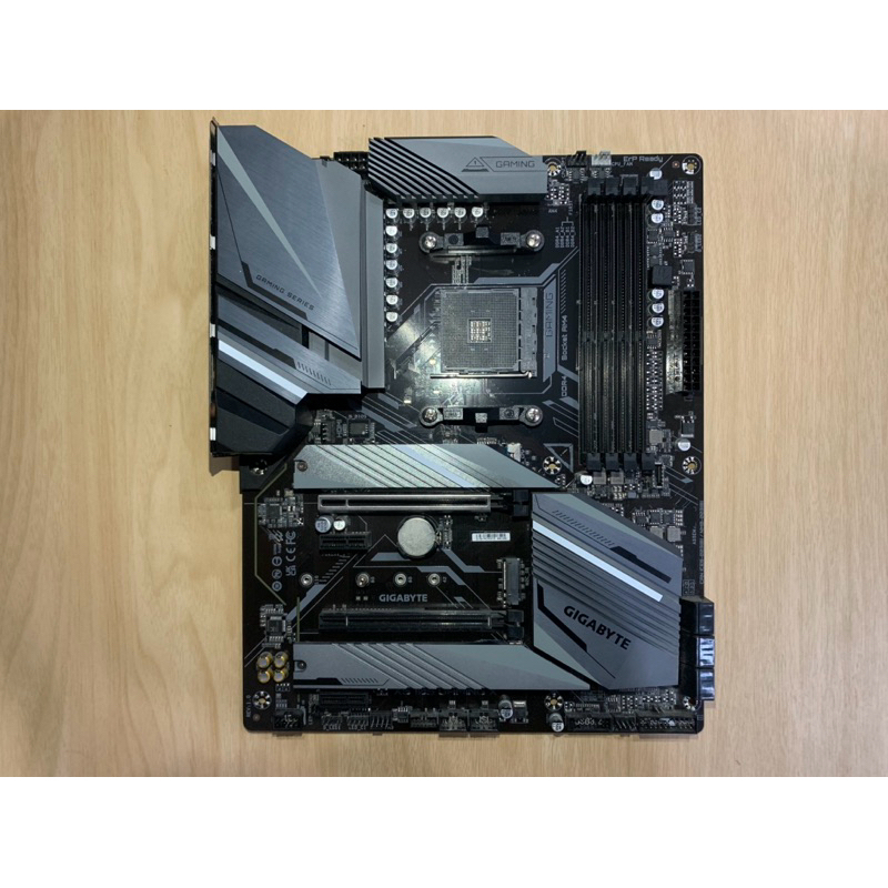 GIGABYTE X570S GAMING X ( ประกัน JIB เหลือเกือบ 2 ปี )