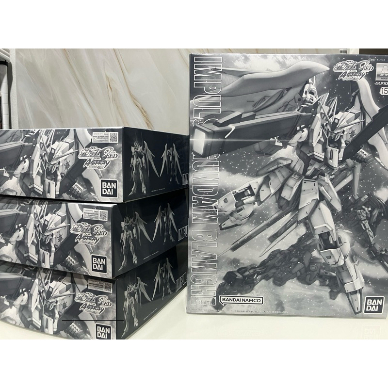 [พร้อมส่ง] กล่องบุบเล็กน้อย MG 1/100 Impulse gundam blanche