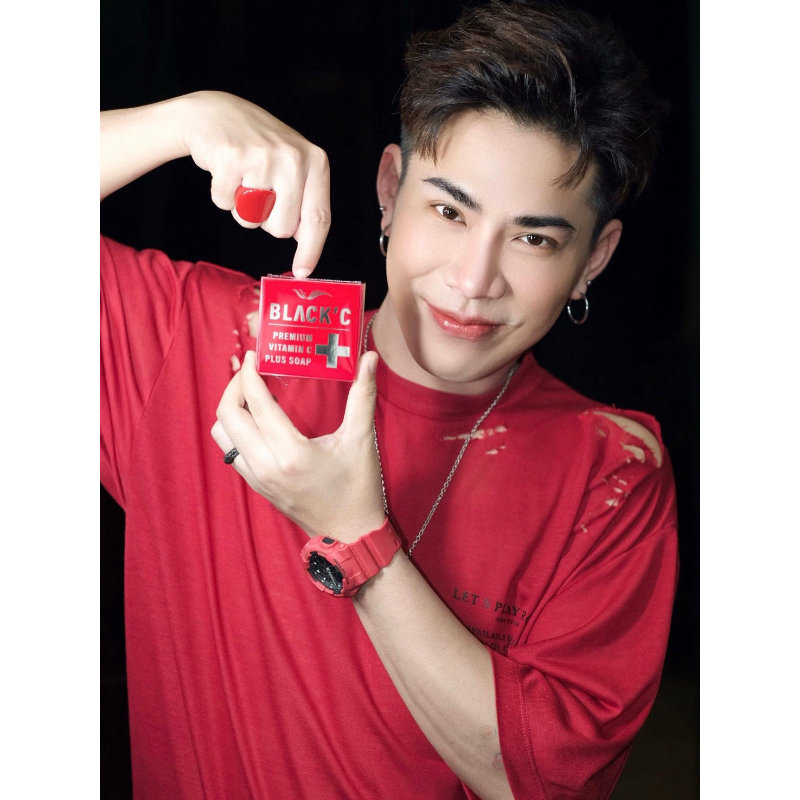 สบู่ชาโคลผสม วิตามินซี Black C + Vitamin C Facial Soap
