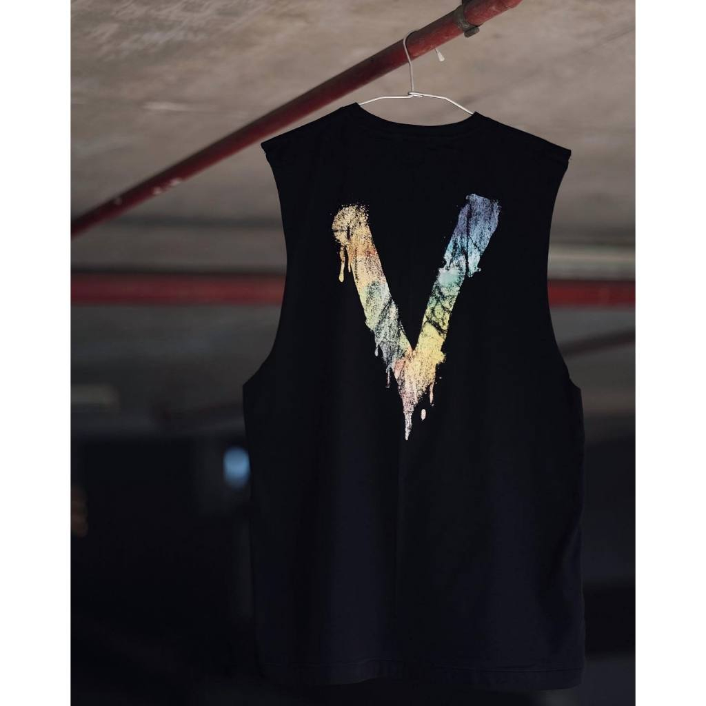 VILLAIN เสื้อแขนกุด "Villain Splash"