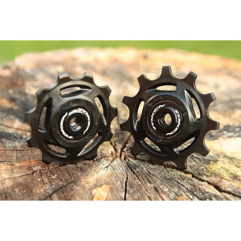 TK1711P  ลูกกลิ้งตีนผี  แต่งลื่น ขนาด11T-11T