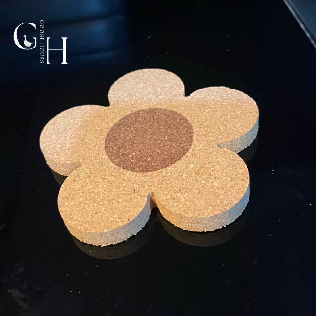 Goose Hours ที่รองแก้ว กันความร้อน รูปทรงดอกไม้ สุดน่ารัก ป้องกันการลื่น ทำจากไม้ก๊อก eco-friendly - รูปที่ 2