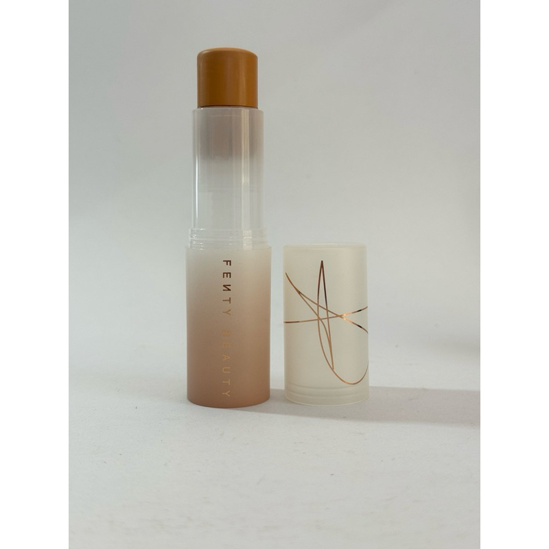 Used Fenty Eaze Drop Blur smooth tint stick แท้100%